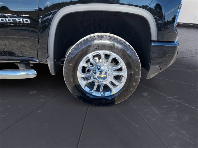 2025 Chevrolet Silverado 2500HD LT photo 8
