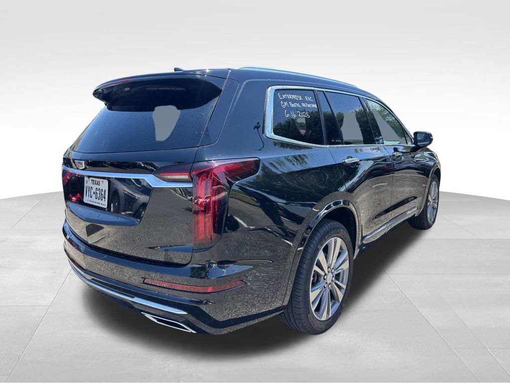 2025 Cadillac XT6 Premium Luxury photo 4