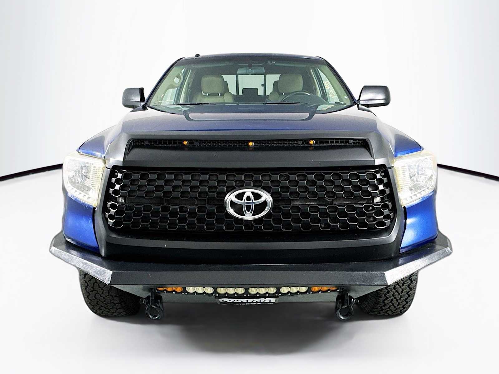 Used 2014 Toyota Tundra SR5 with VIN 5TFUY5F19EX359434 for sale in Indio, CA