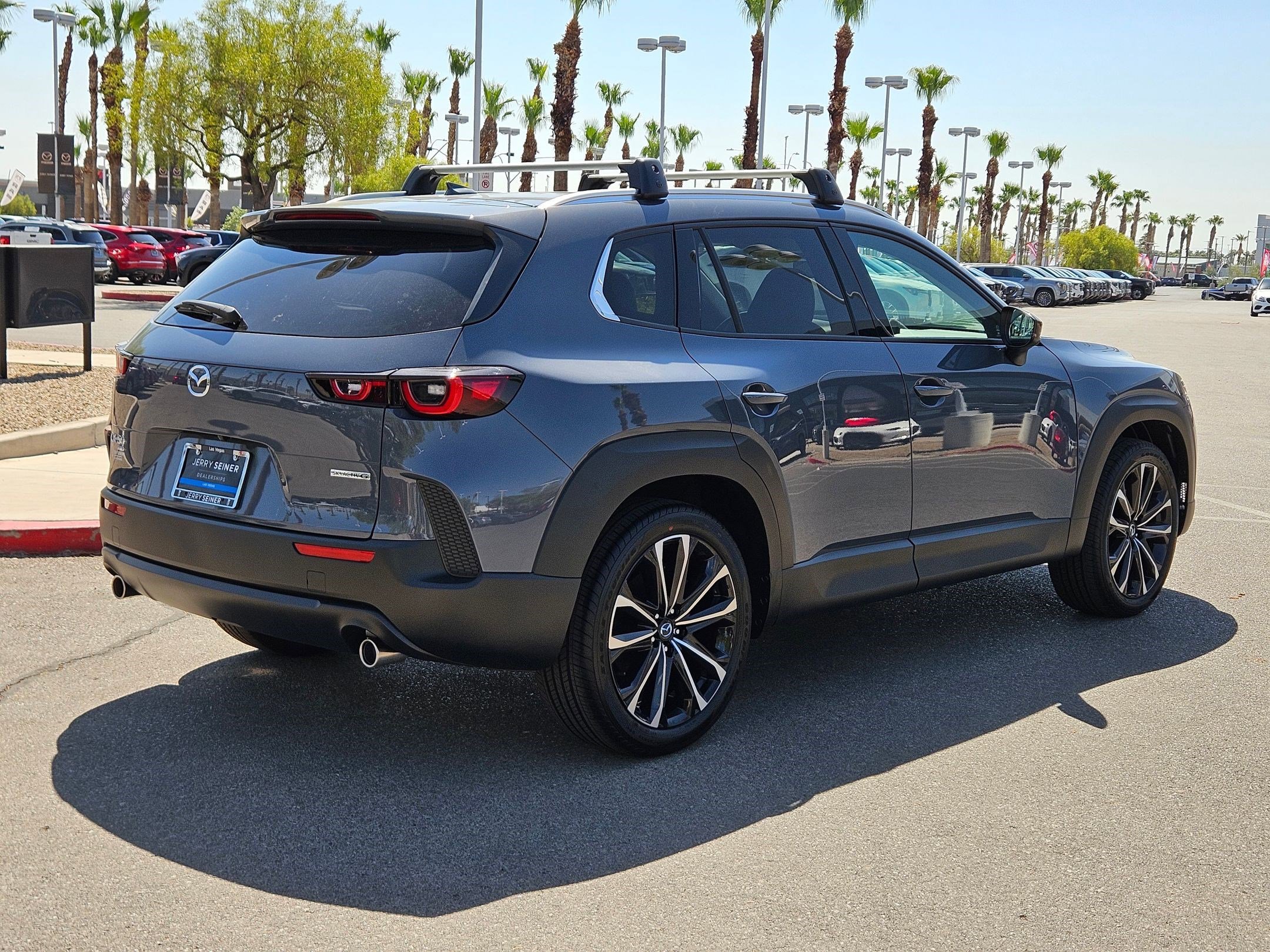 2025 Mazda CX-50 2.5 Premium Plus photo 5