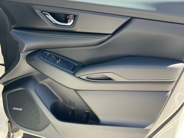 2025 Subaru Ascent Onyx Edition Touring photo 27