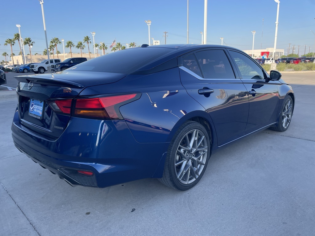 2024 Nissan Altima SR photo 3