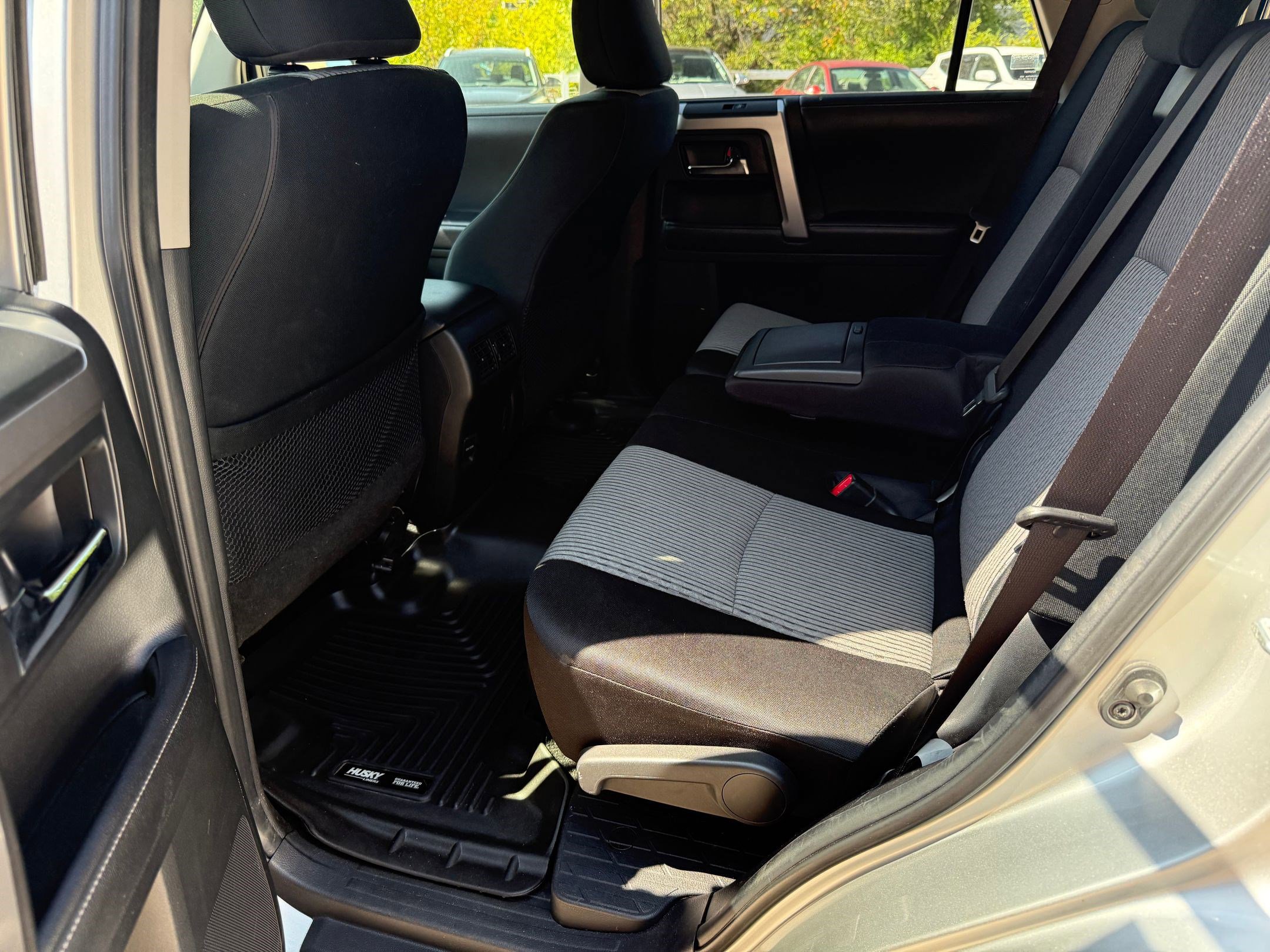 2019 Toyota 4Runner SR5 4WD photo 11