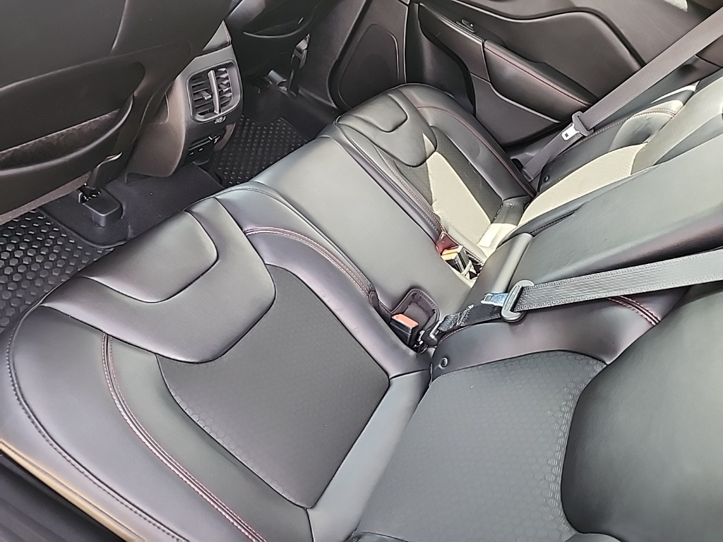 2019 Jeep Cherokee Trailhawk photo 10