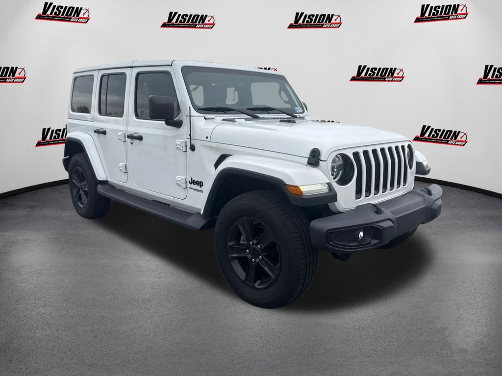 2020 Jeep Wrangler Unlimited Sahara photo 3