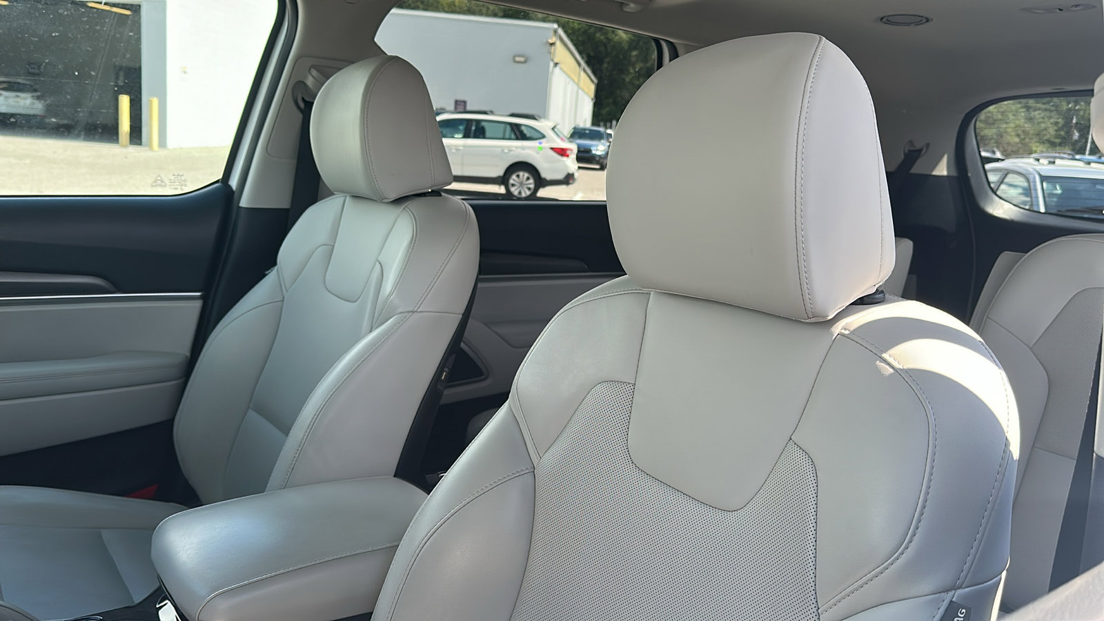 2022 Kia Telluride S photo 5
