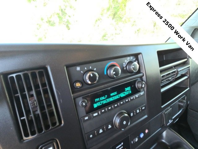2024 Chevrolet Express Cargo Van 2500 photo 15