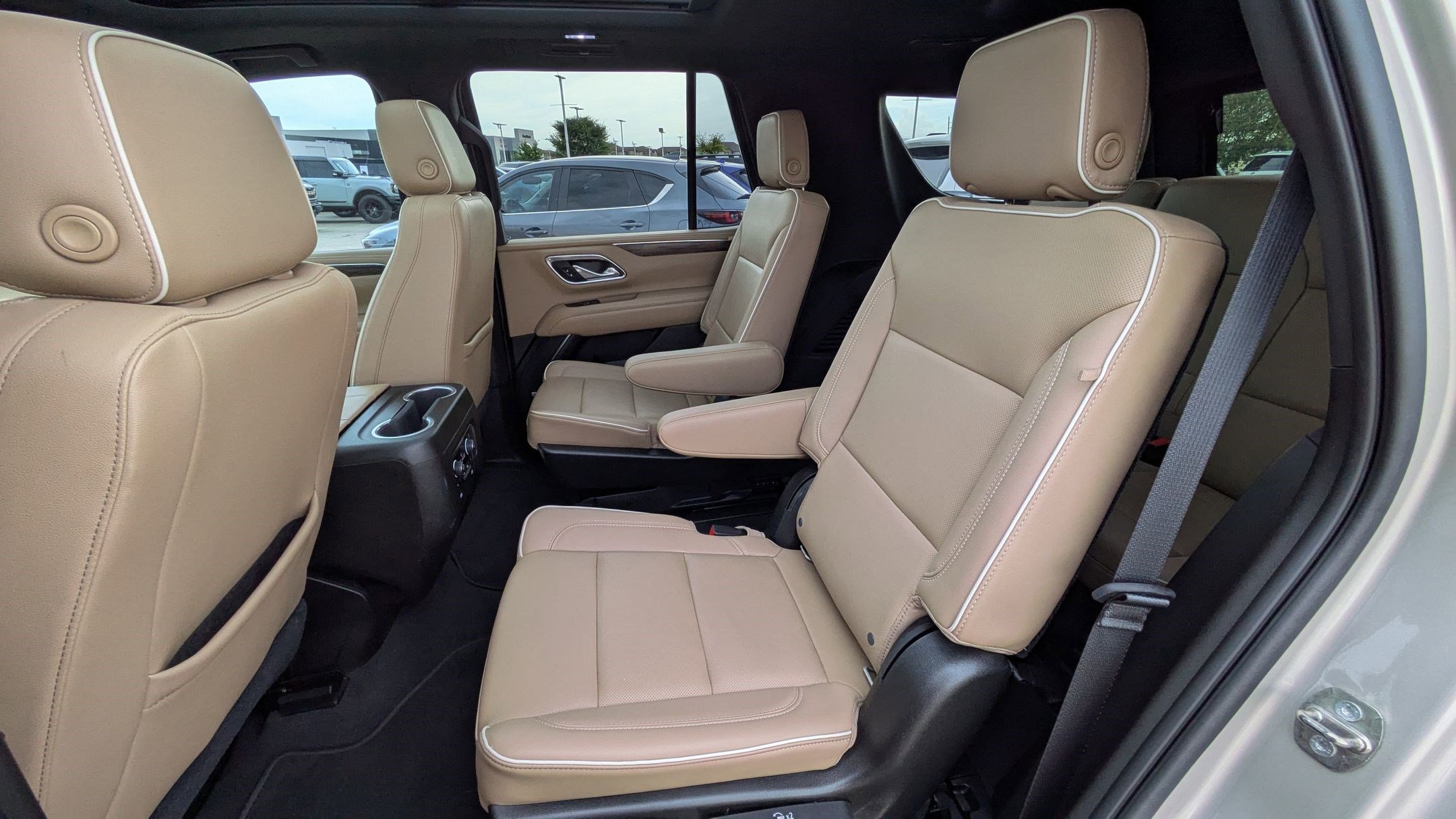 2021 Chevrolet Tahoe Premier photo 26