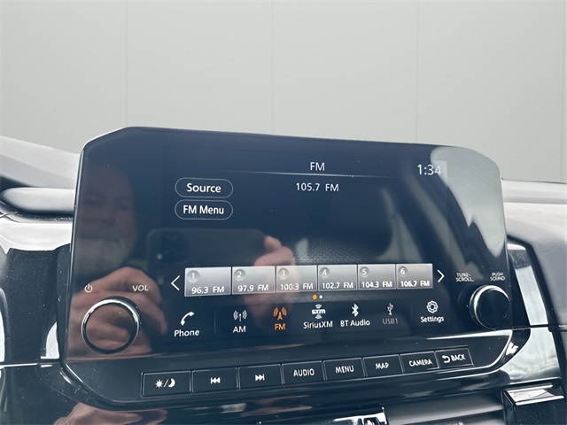 2023 Nissan Pathfinder SL photo 18