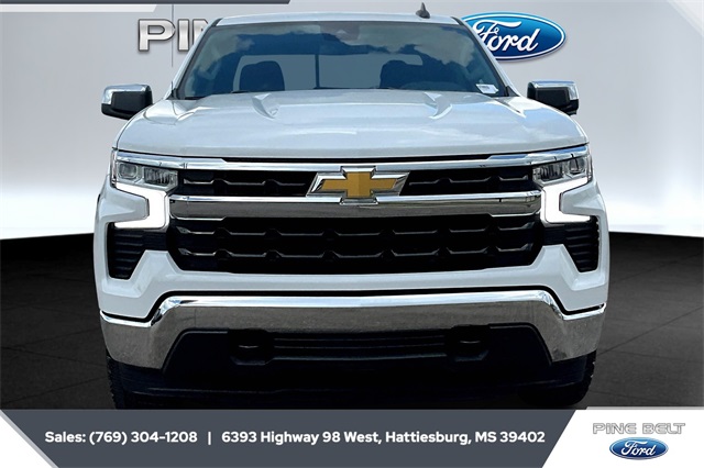 2023 Chevrolet Silverado 1500 LT photo 3