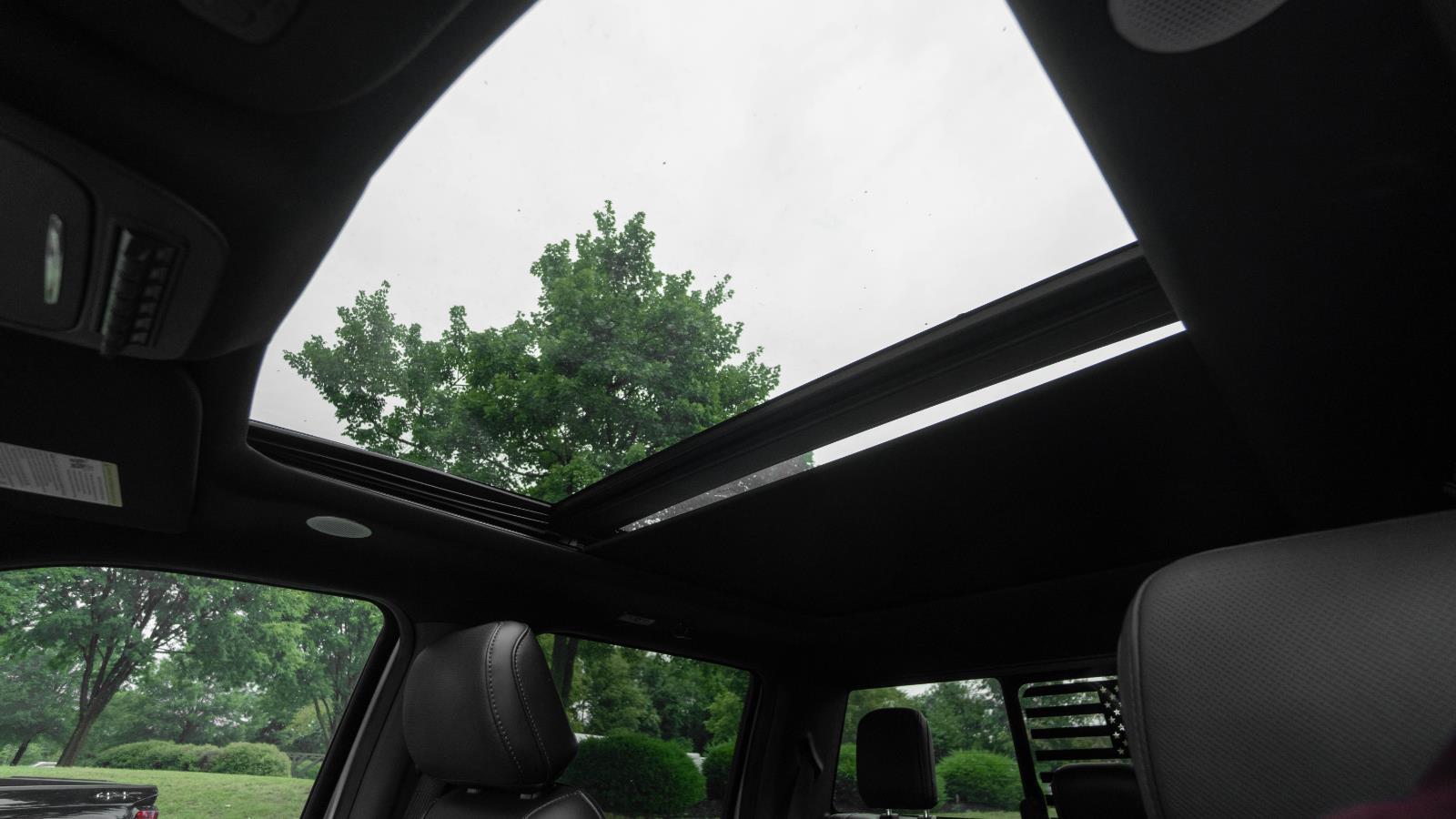 2023 Ford F-150 Raptor photo 29