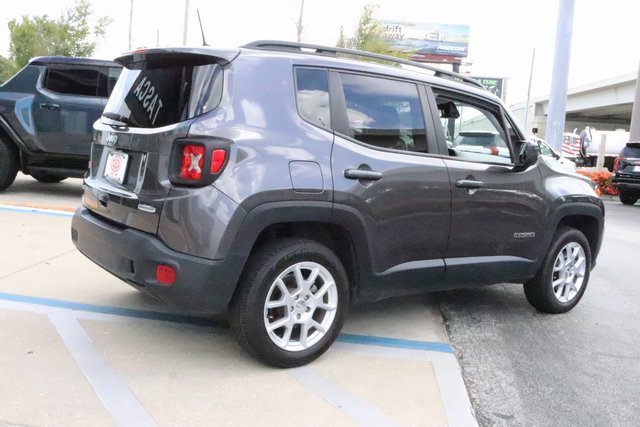 2021 Jeep Renegade Latitude photo 6