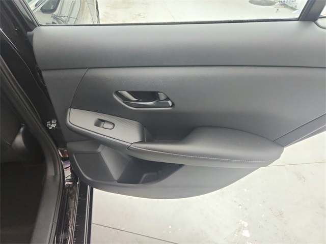 2025 Nissan Sentra SV photo 32