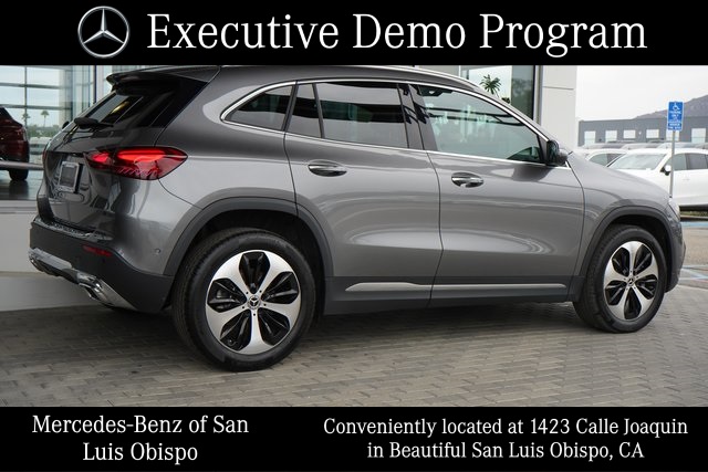2025 Mercedes Benz GLA 250 photo 8