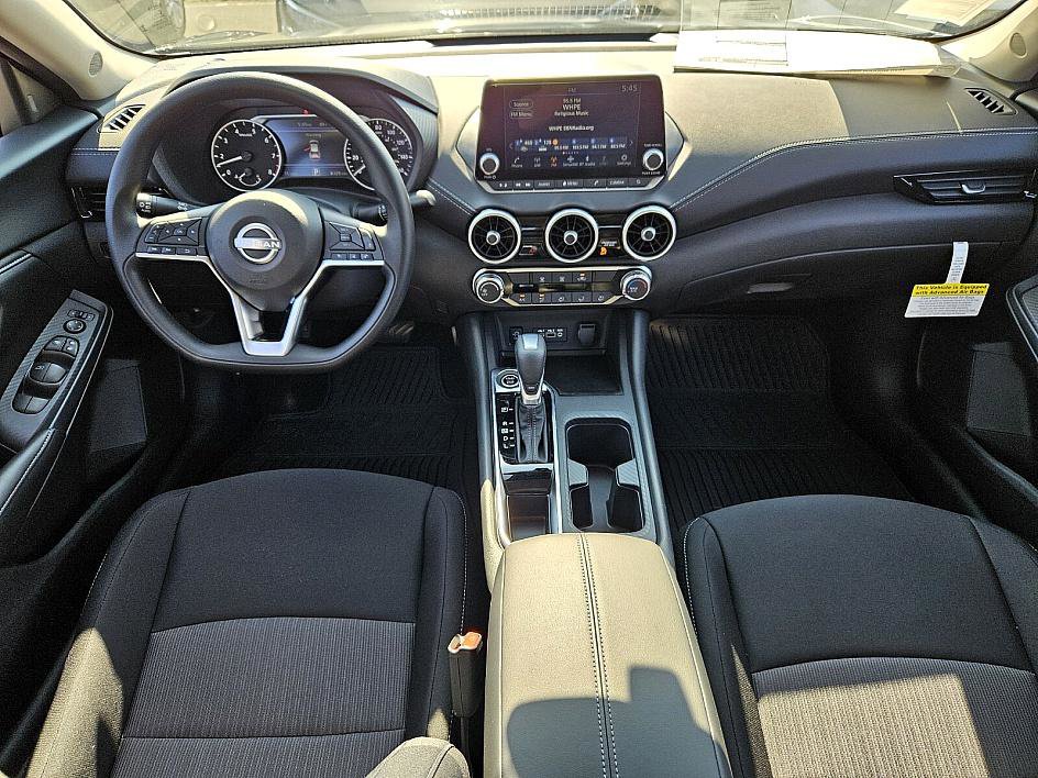 2025 Nissan Sentra SV photo 10