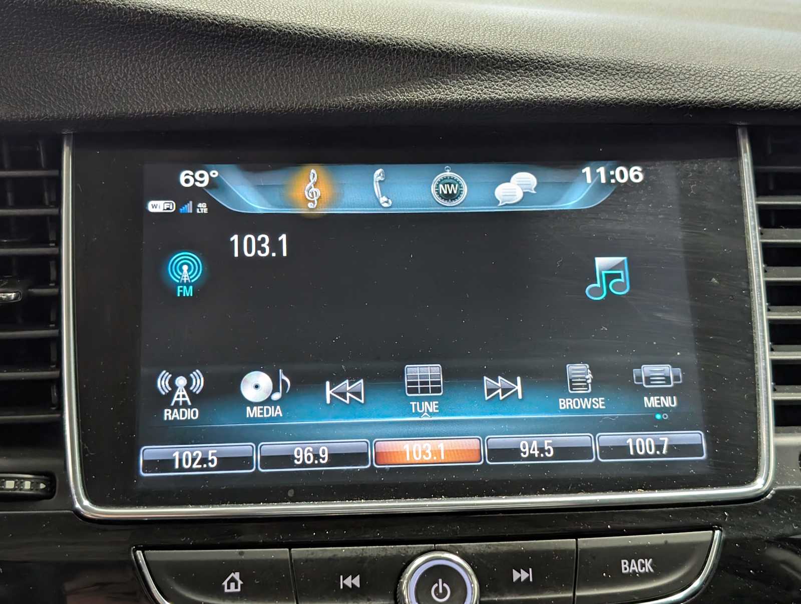 2021 Buick Encore Preferred photo 23