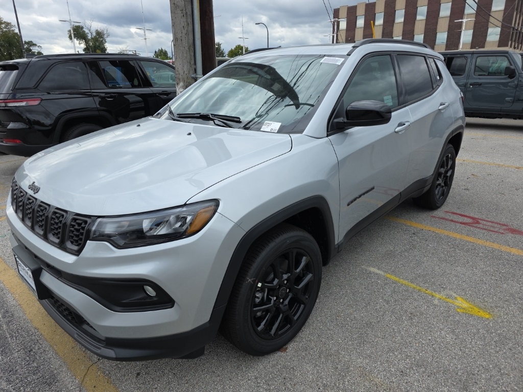 2026 Jeep Compass Latitude photo 2