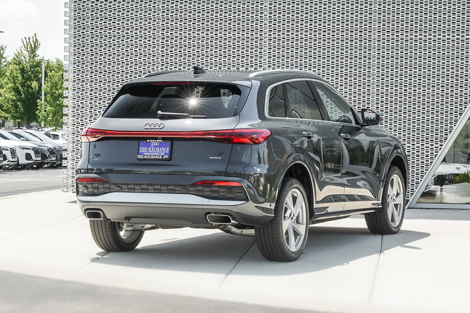 2025 Audi Q5 Premium Plus photo 2