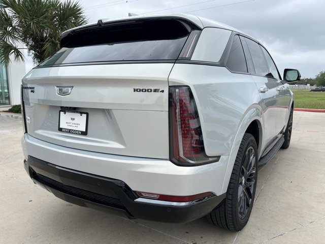 2025 Cadillac Escalade IQ Sport photo 4