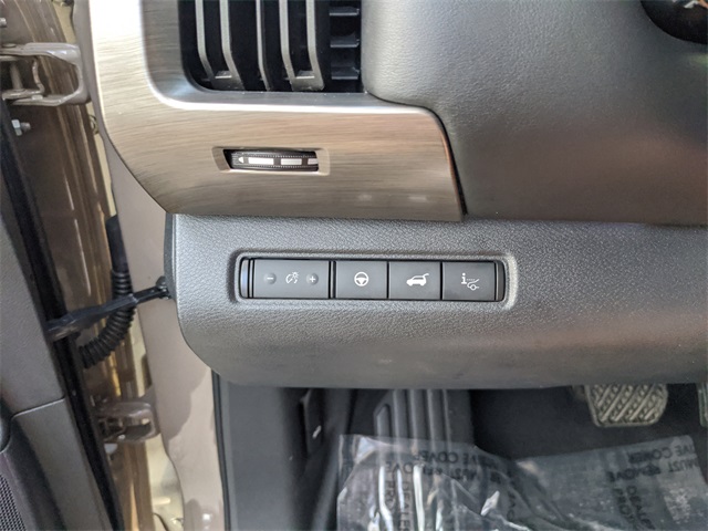 2023 Nissan Pathfinder Platinum photo 28
