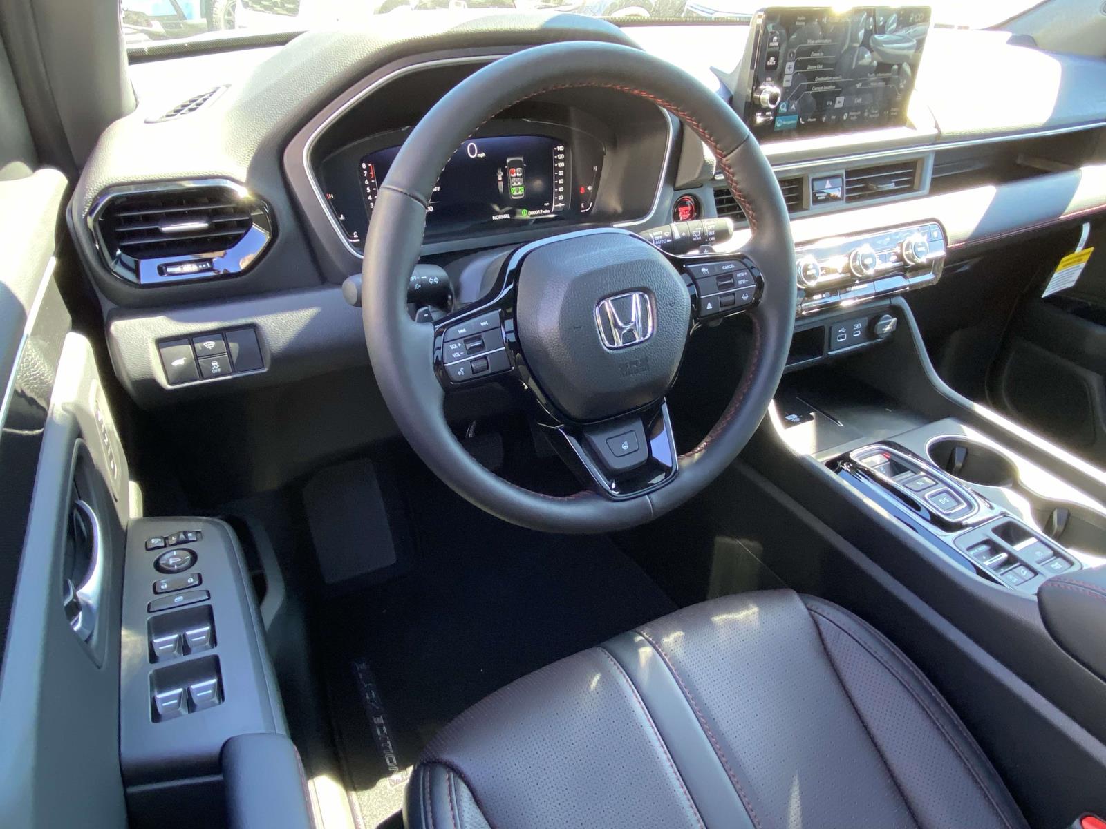 2025 Honda Pilot Black Edition photo 4