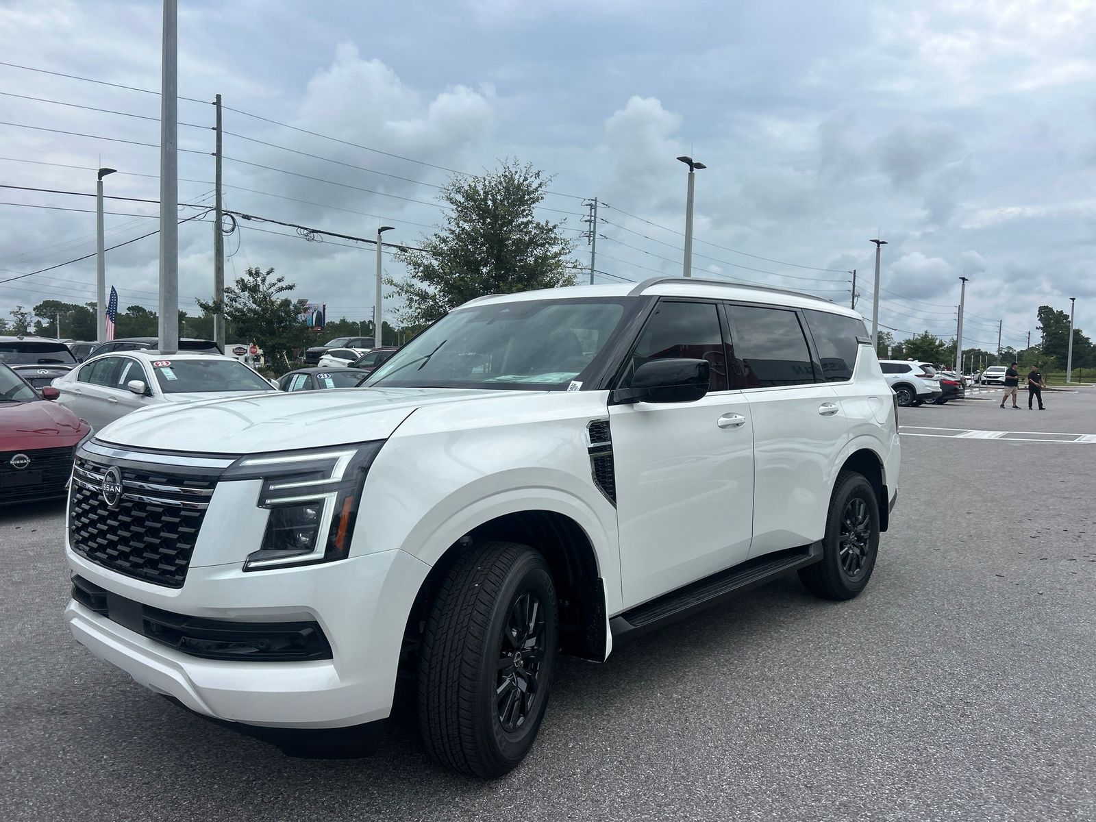 2025 Nissan Armada SV photo 2