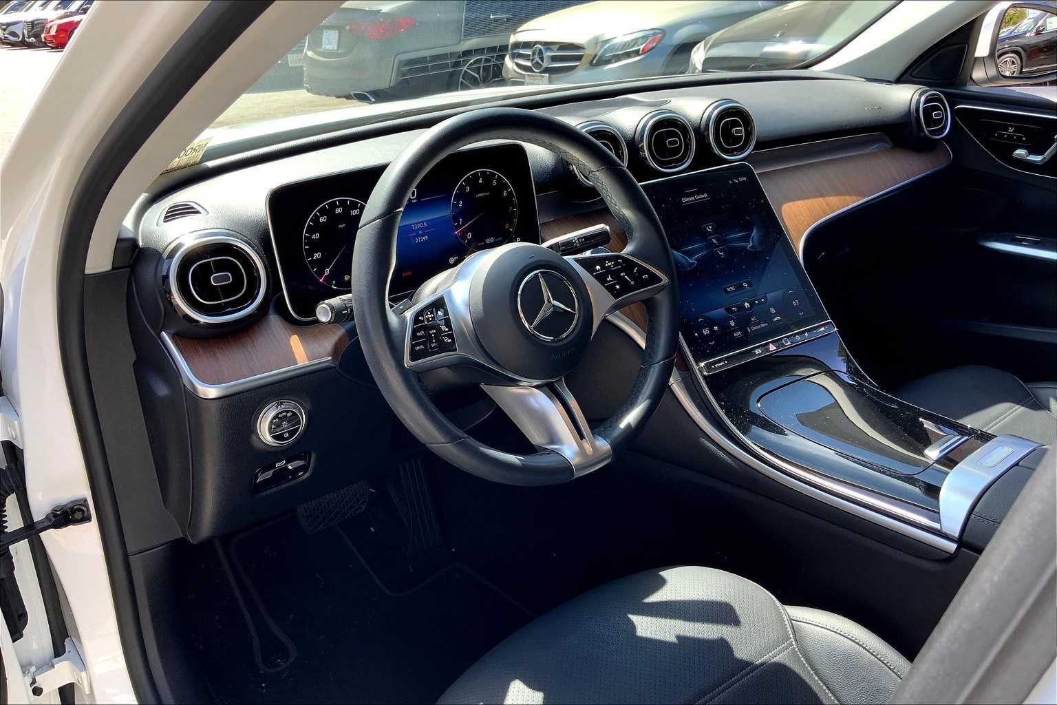 2022 Mercedes Benz C 300 photo 15