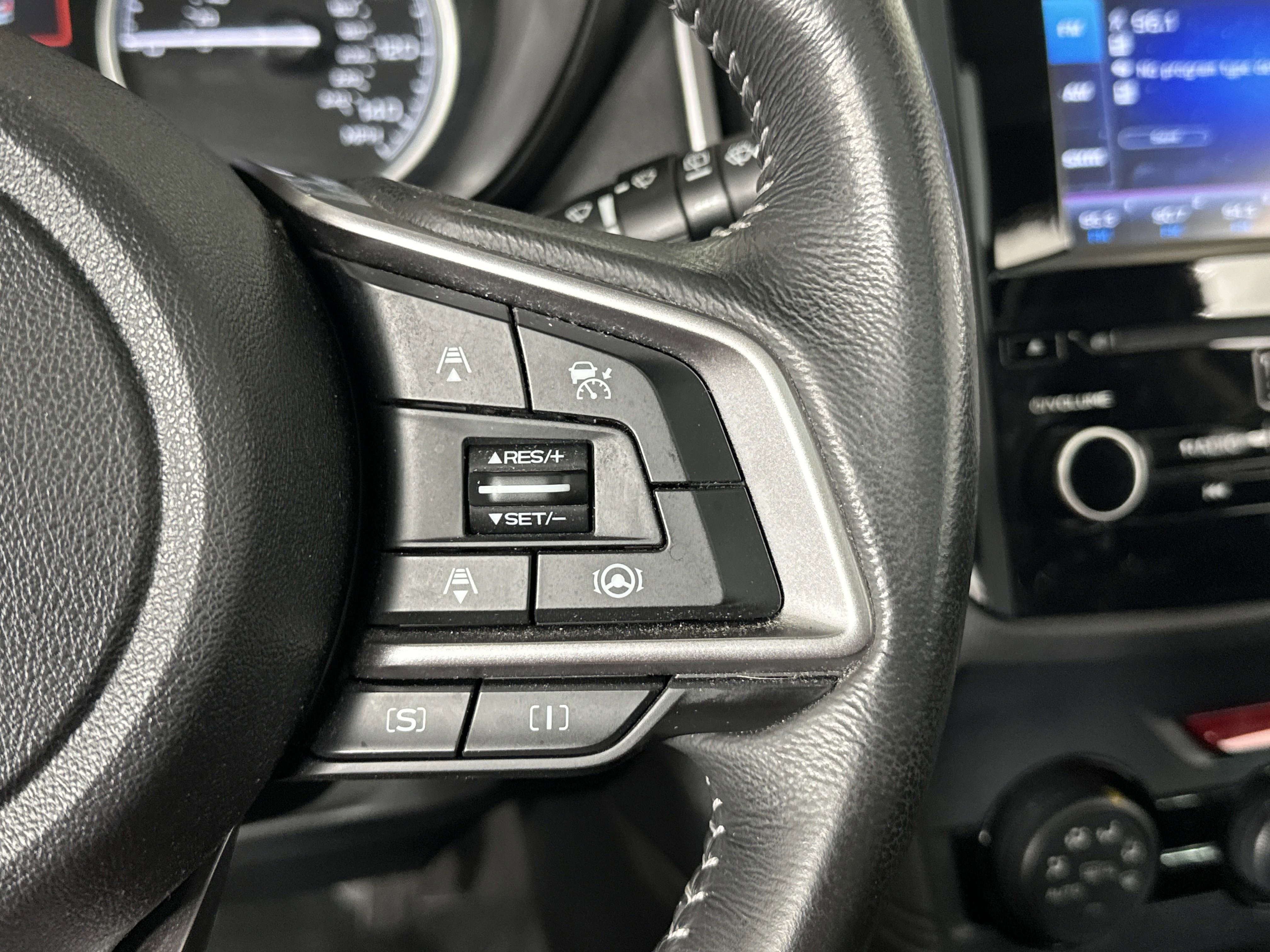 2021 Subaru Forester Premium photo 8