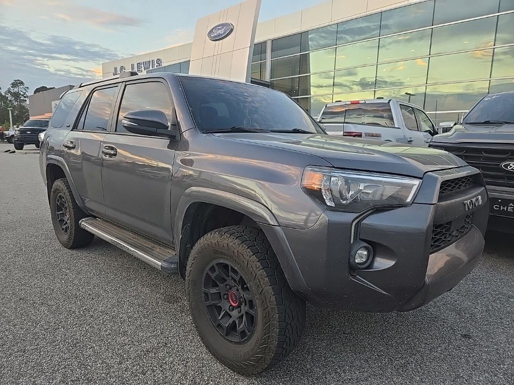 2022 Toyota 4Runner SR5 Premium's photo