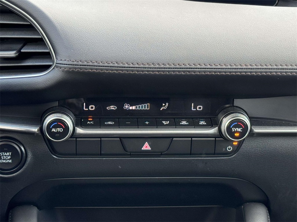 2025 Mazda Mazda3 2.5 Select Sport photo 20