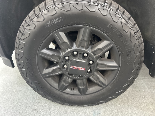2024 Gmc Sierra HD AT4 photo 28