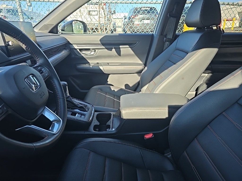 2024 Honda CR-V Hybrid Sport-L photo 2