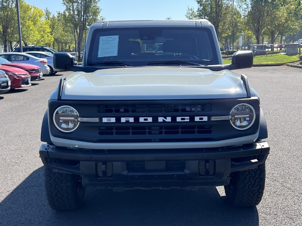 2023 Ford Bronco Black Diamond photo 2