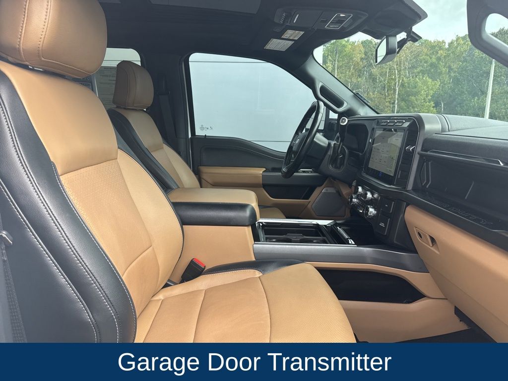2023 Ford F-250 Lariat photo 31