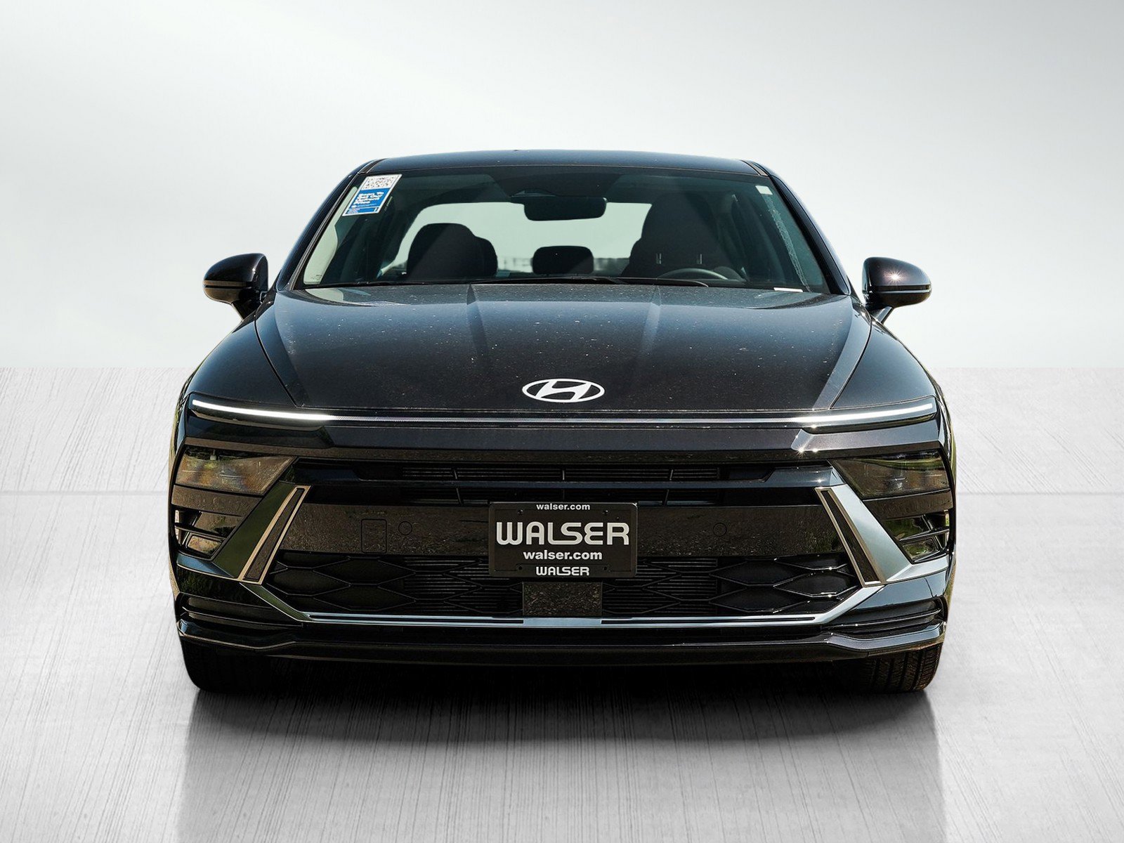 2025 Hyundai Sonata SEL photo 2