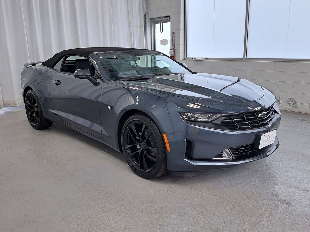 2023 Chevrolet Camaro 2LT photo 4