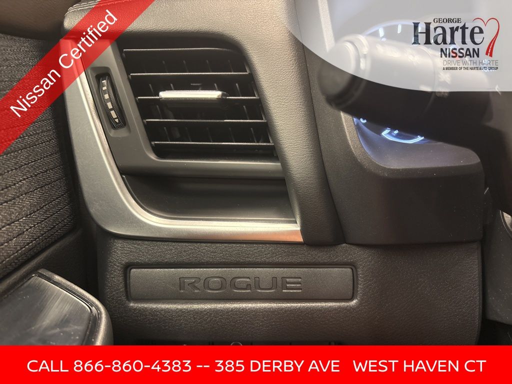 2023 Nissan Rogue S photo 13