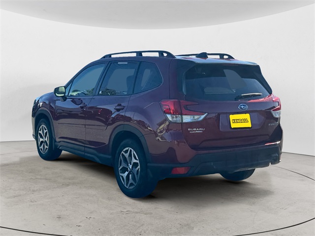 2024 Subaru Forester Premium photo 3