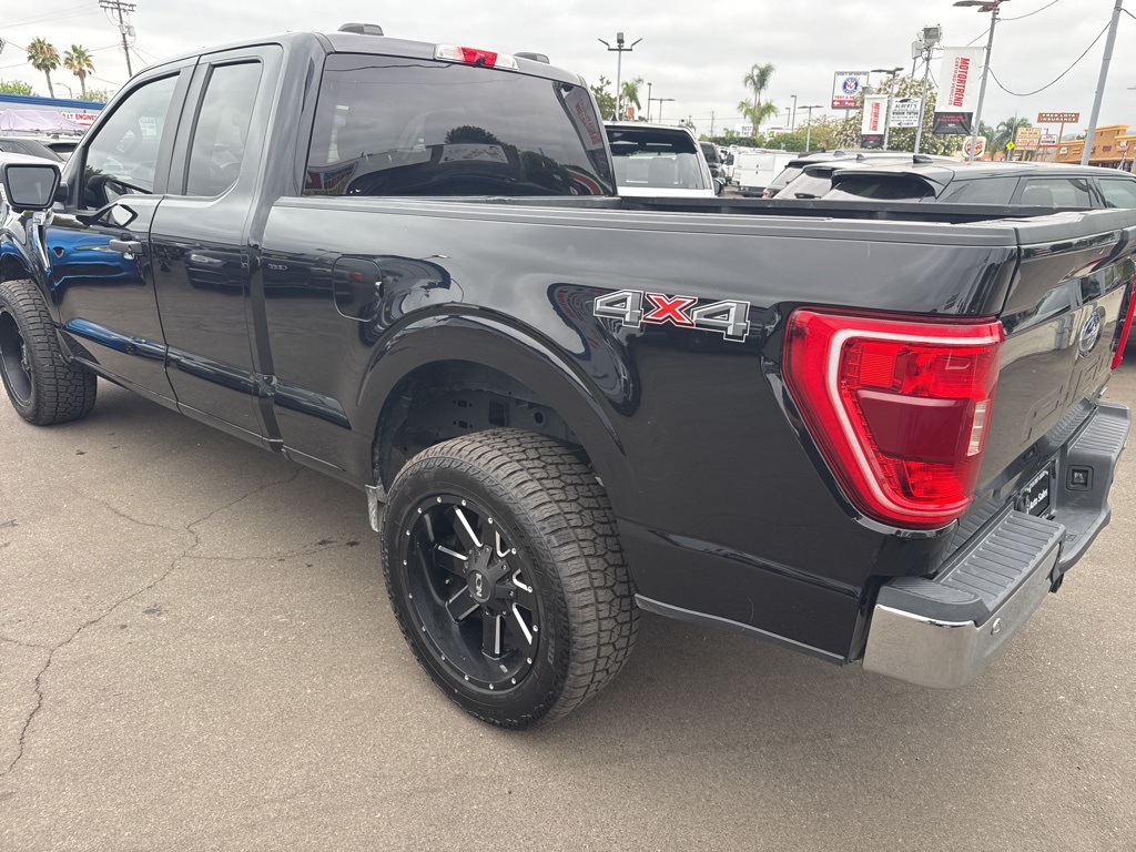 2022 Ford F-150 XLT photo 3