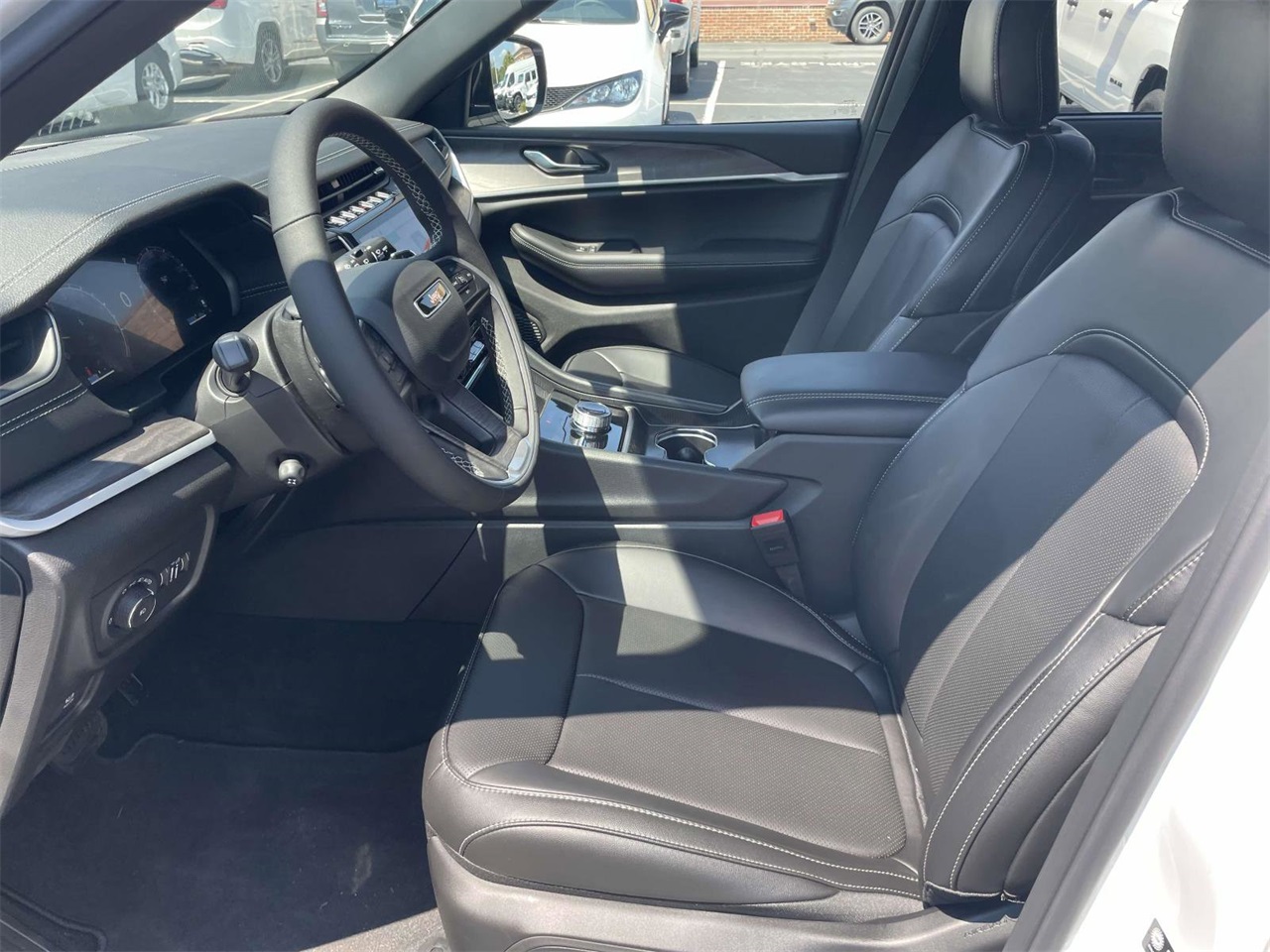 2025 Jeep Grand Cherokee Limited photo 19