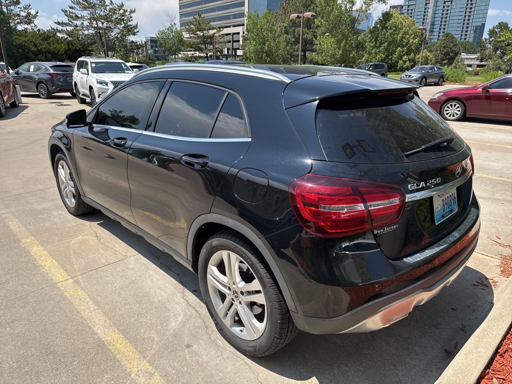 2019 Mercedes Benz GLA 250 photo 4