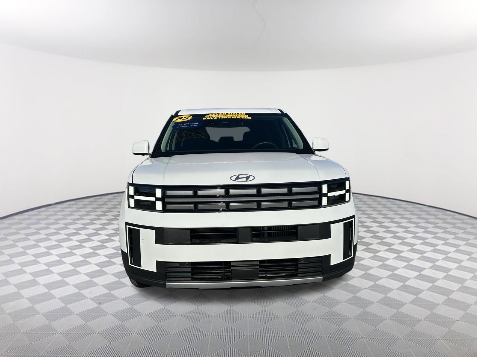 2025 Hyundai Santa Fe SE photo 2