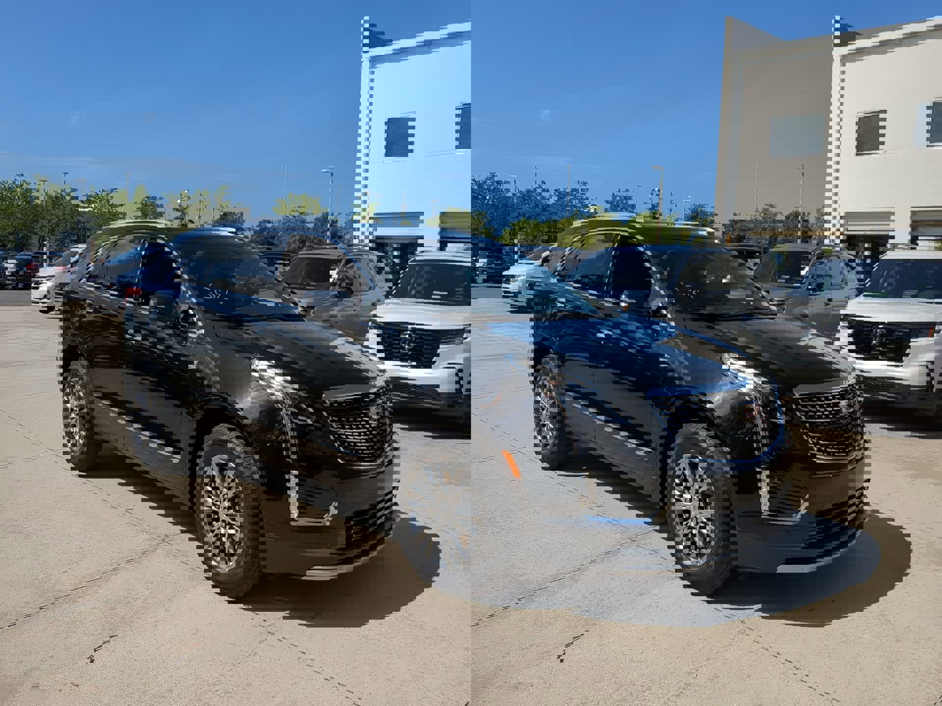 1GYKNCRS8NZ144988