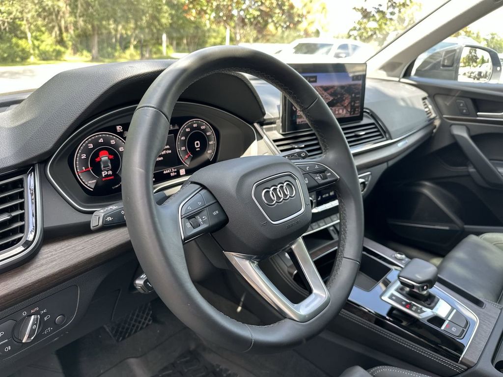 2024 Audi Q5 45 S line Premium photo 17