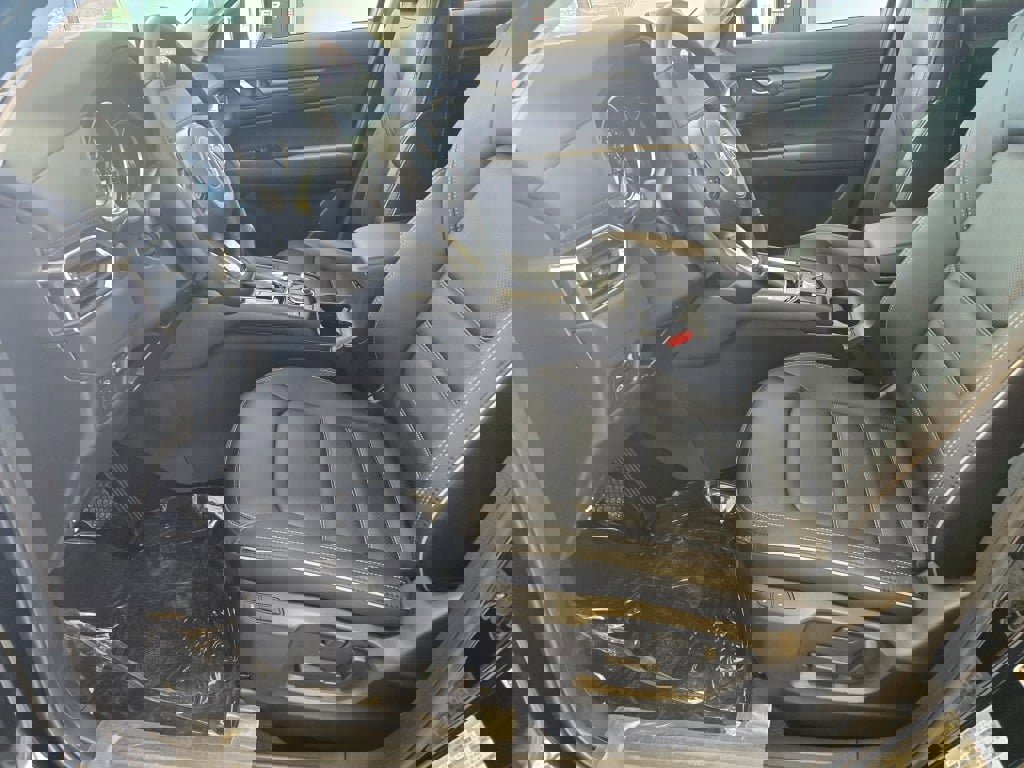 2025 Mazda CX-5 2.5 S Preferred photo 14