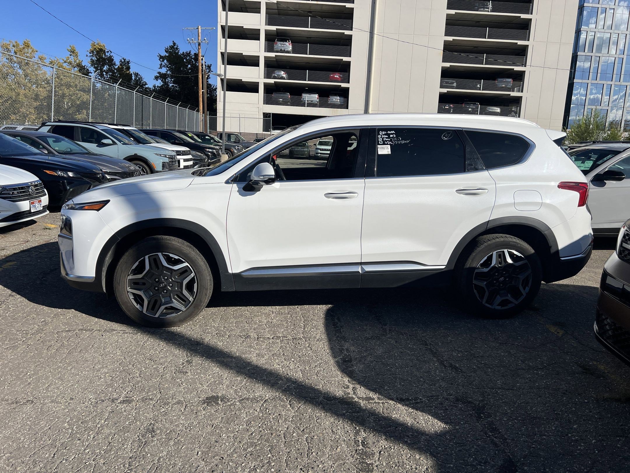 2023 Hyundai Santa Fe Limited photo 3