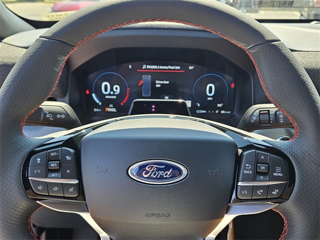 2025 Ford Explorer ST-Line photo 21