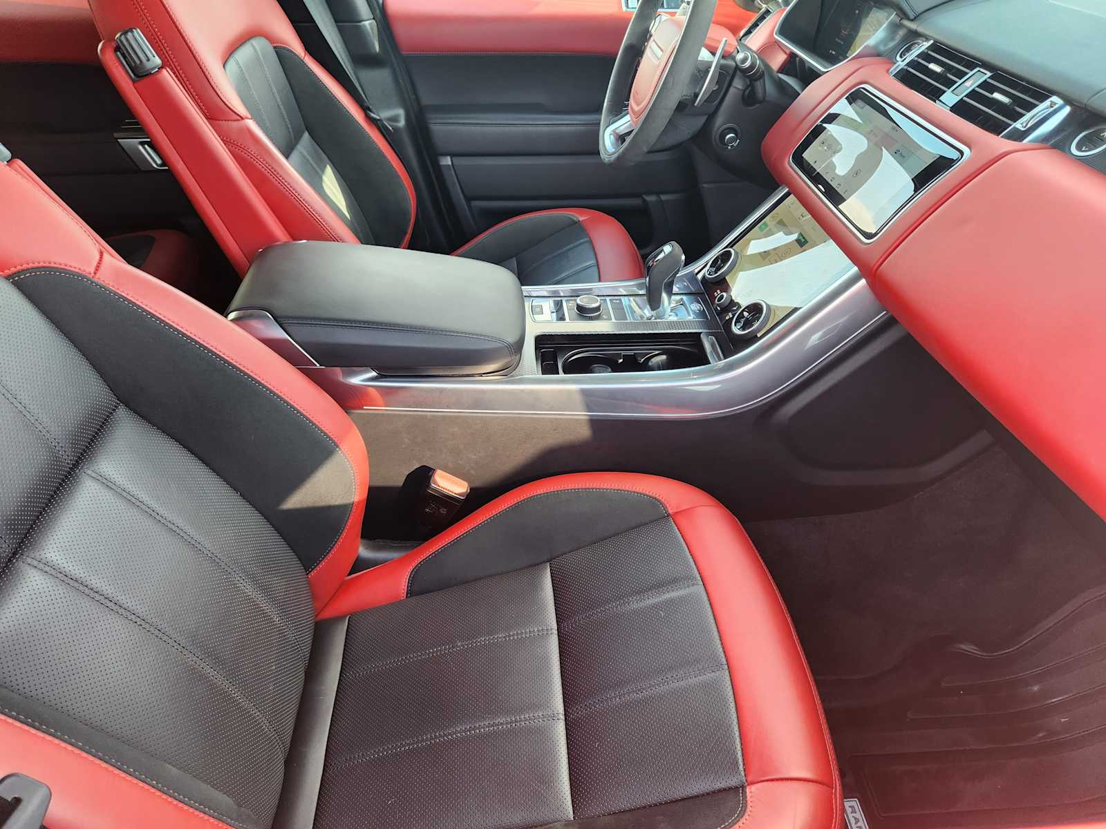2021 Land Rover Range Rover Sport HST photo 12