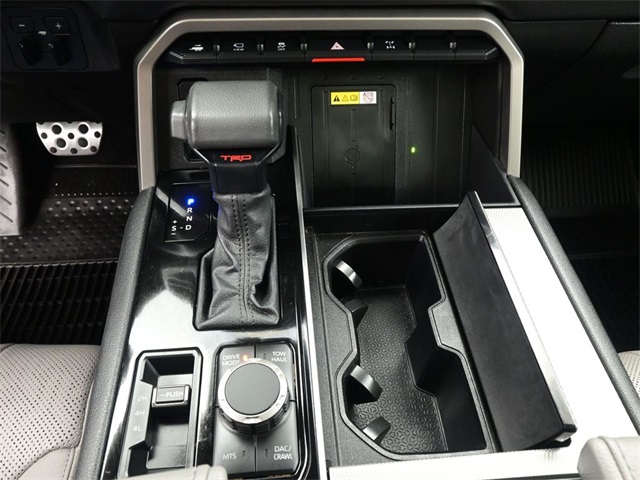 2023 Toyota Sequoia Limited photo 3