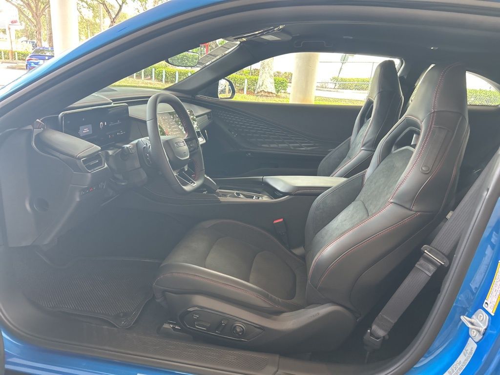 2025 Dodge Charger R/T Scat Pack photo 36